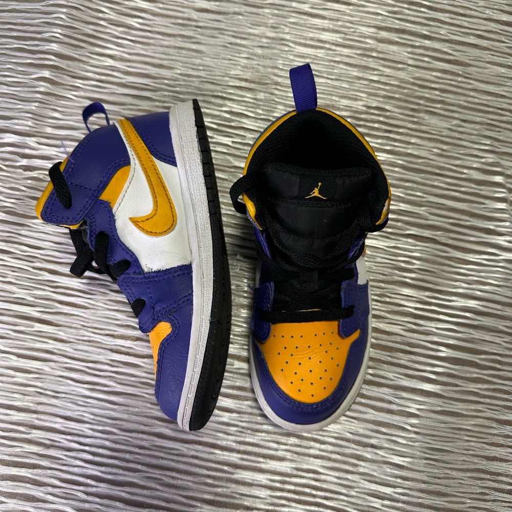 Jordan 1 Mid "Lakers"